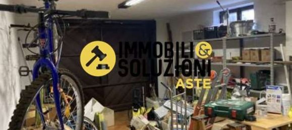 Вилла с 10 комнатами в Новильо, Италия № 3246 15