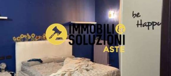 Вилла с 10 комнатами в Новильо, Италия № 3246 9