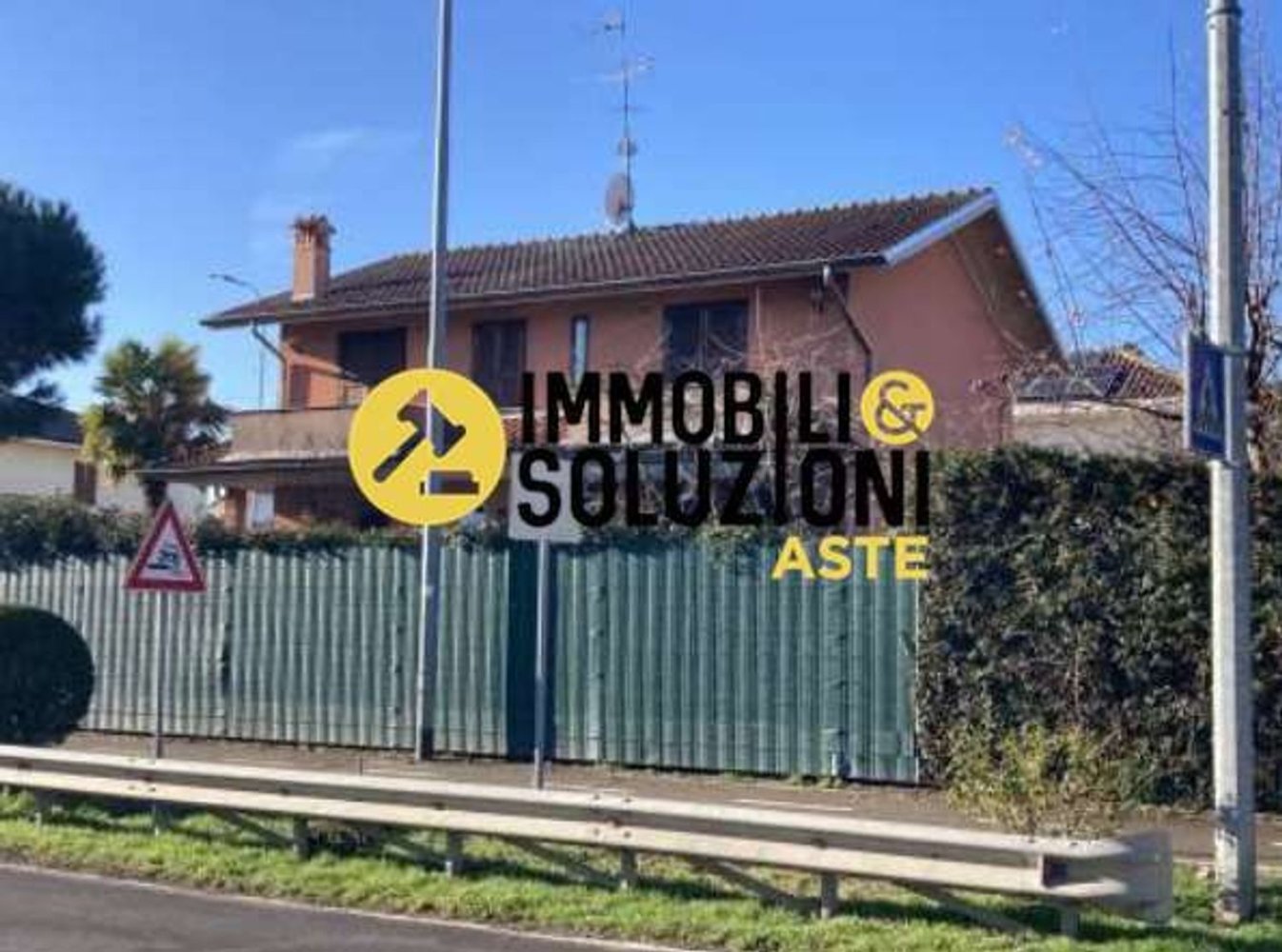 Вилла с 10 комнатами в Новильо, Италия № 3246