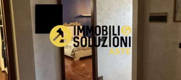 Вилла с 10 комнатами в Новильо, Италия № 3246 13