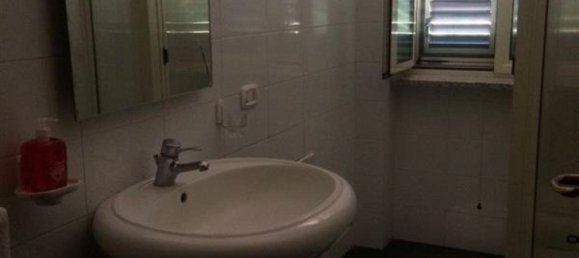 4 bedrooms Villa in Cassino, Italy No. 670 7