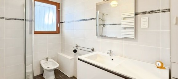 Casa de 4 dormitorios en Croignon, France No. 340422 12