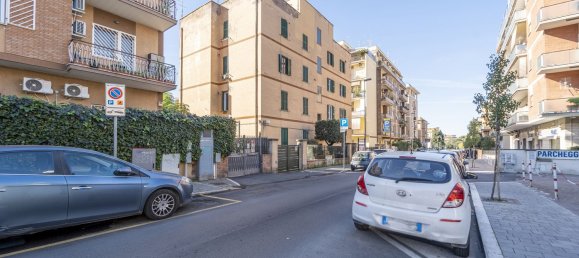 3 rooms Apartment in Ciampino, Italy No. 20021 25