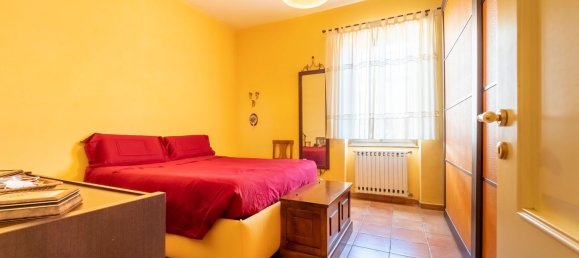 3 rooms Apartment in Ciampino, Italy No. 20021 7