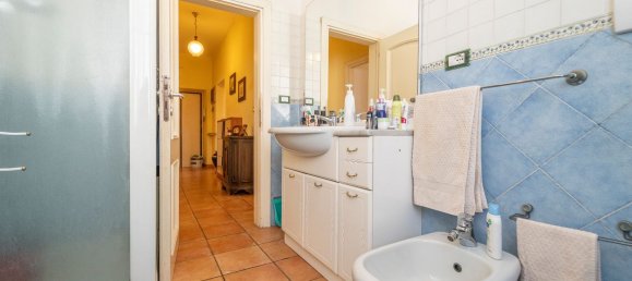 3 rooms Apartment in Ciampino, Italy No. 20021 17