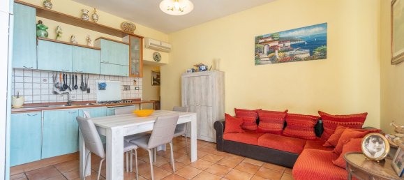 3 rooms Apartment in Ciampino, Italy No. 20021 3