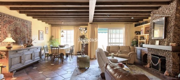 3 bedrooms Townhouse in Benahavis, Spain No. 151560 16