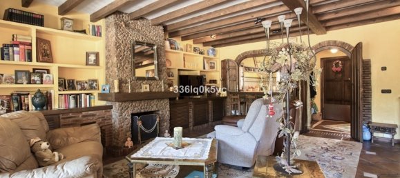 3 bedrooms Townhouse in Benahavis, Spain No. 151560 19