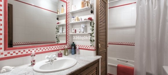 3 bedrooms Townhouse in Benahavis, Spain No. 151560 10