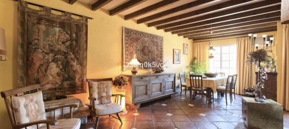 3 bedrooms Townhouse in Benahavis, Spain No. 151560 3