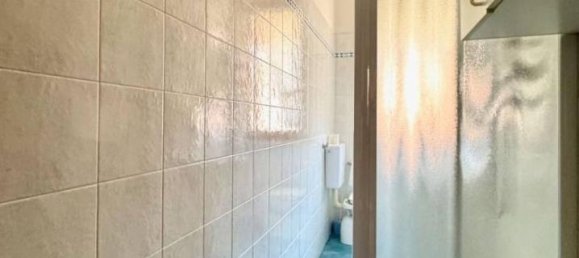 4 rooms Apartment in Genoa, Italy No. 65077 27