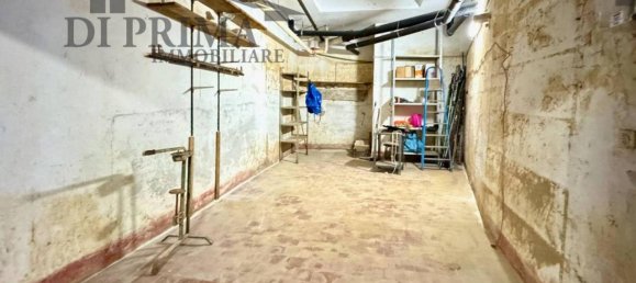 4 rooms Apartment in Genoa, Italy No. 65077 9