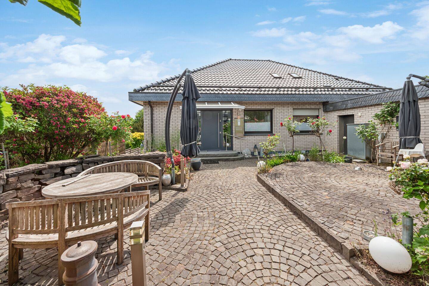 4 bedrooms House in Oberbergischer, Germany No. 241792