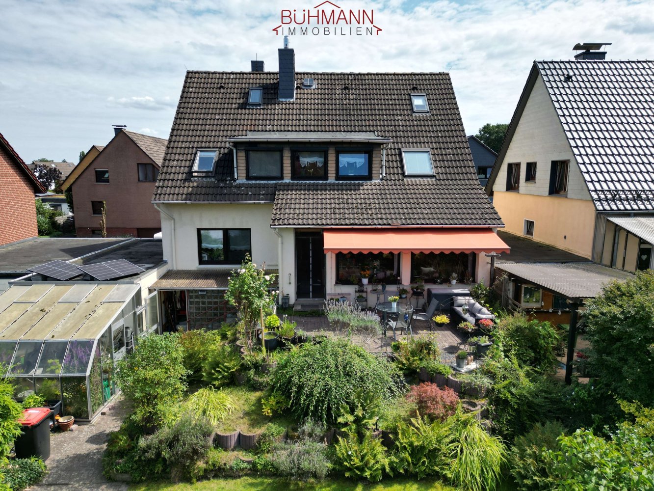 6غرفة تاون هاوس في Schaumburg, Germany رقم 319240
