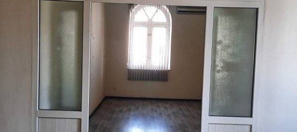 Escritório de 2 divisões em Baku, Azerbaijan N.º 84 17