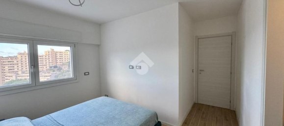 Apartamento de 4 dormitorios en Genoa, Italy No. 335542 14