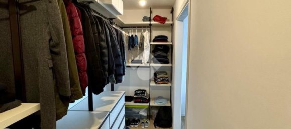 Apartamento de 4 dormitorios en Genoa, Italy No. 335542 18