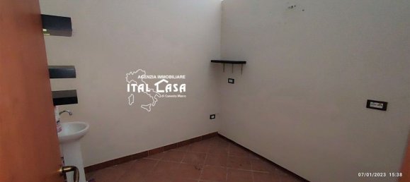 40m² Commercial property in Montecatini Terme, Italy No. 307011 6