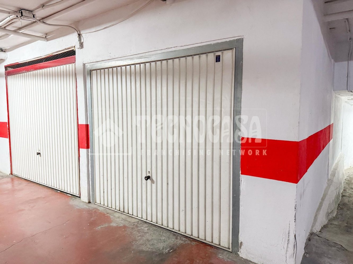 Гараж 14м² в Адехе, Испания № 236797