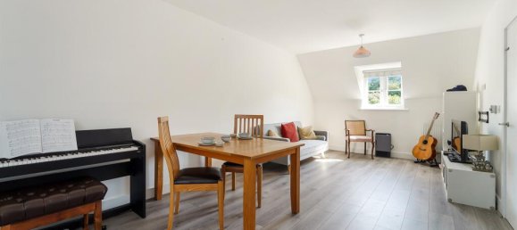 2 bedrooms Apartment in Tadworth, United Kingdom No. 9723 11