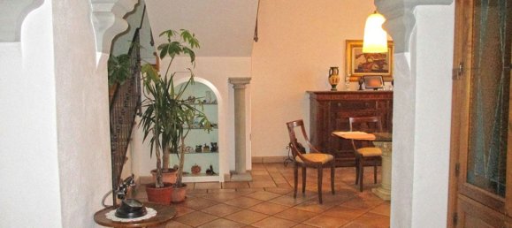 11 rooms Apartment in Monte San Savino, Italy No. 309764 2