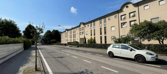 2 bedrooms Apartment in Malo, Italy No. 133813 14