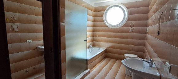 2 bedrooms Apartment in Malo, Italy No. 133813 10