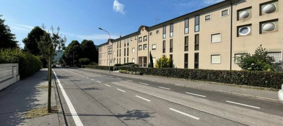 2 bedrooms Apartment in Malo, Italy No. 133813 11