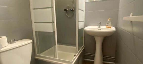 Studio à Le Bourget, France No. 291211 6