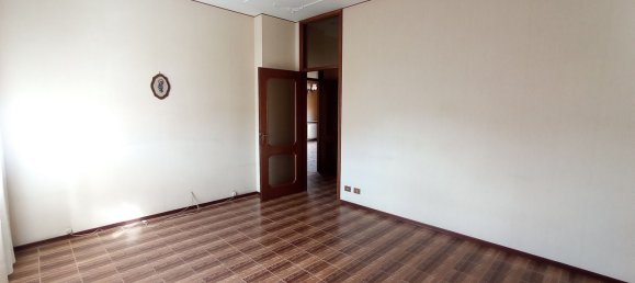 7-Zimmer Haus in Oleggio, Italy, Nr. 115578 20
