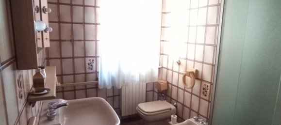 7-Zimmer Haus in Oleggio, Italy, Nr. 115578 23