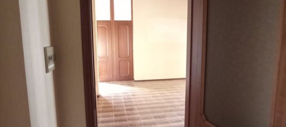 7-Zimmer Haus in Oleggio, Italy, Nr. 115578 24