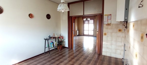 7-Zimmer Haus in Oleggio, Italy, Nr. 115578 18