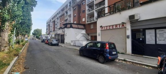 42m² Commercial property in Rome, Italy No. 172507 2