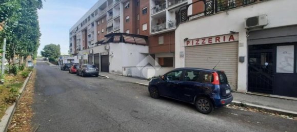 42m² Commercial property in Rome, Italy No. 172507 8