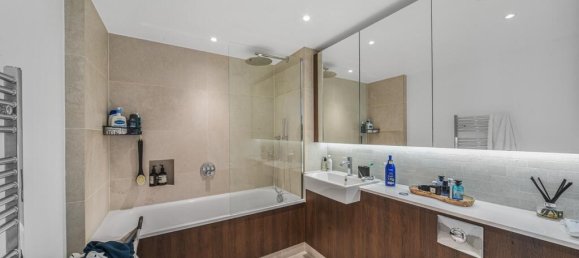 1 bedroom Apartment in London, United Kingdom No. 8413 6