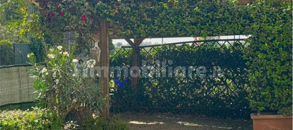 3 Schlafzimmer Haus in Novi di Modena, Italy, Nr. 292079 7