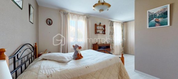 3 chambres Maison de ville à Pont-l'Abbé-d'Arnoult, France No. 96079 9