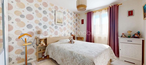 3 chambres Maison de ville à Pont-l'Abbé-d'Arnoult, France No. 96079 7