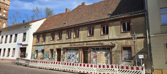 12 rooms Townhouse in Brandenburg an der Havel, Germany No. 22710 2