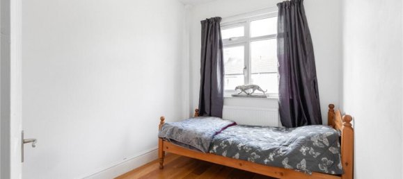 4 bedrooms House in Finchley, United Kingdom No. 3621 27