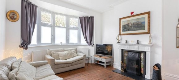 4 bedrooms House in Finchley, United Kingdom No. 3621 5