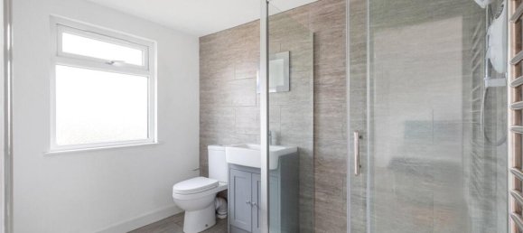 4 bedrooms House in Finchley, United Kingdom No. 3621 12