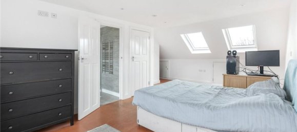 4 bedrooms House in Finchley, United Kingdom No. 3621 11