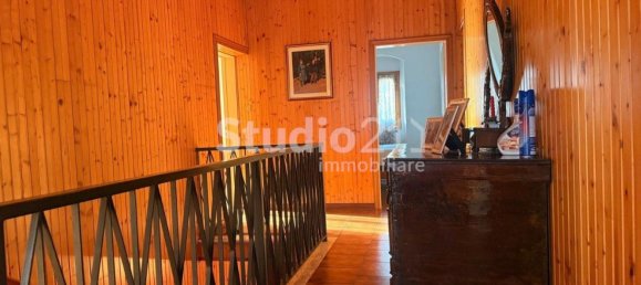 Casa de 8 habitaciónes en Castelfranco Piandiscò, Italy No. 157237 18