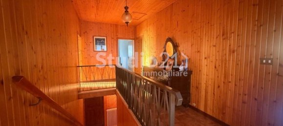 Casa de 8 habitaciónes en Castelfranco Piandiscò, Italy No. 157237 17