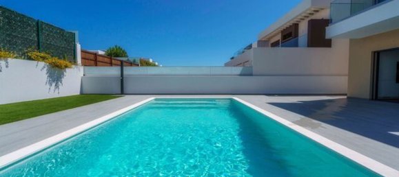 4 bedrooms House in Quarteira, Portugal No. 114198 17