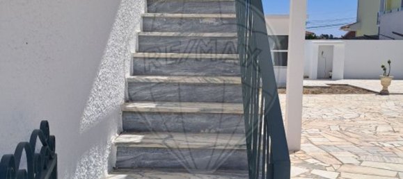 5 bedrooms House in Seixal, Portugal No. 174708 4