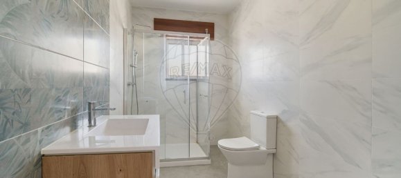 5 bedrooms House in Seixal, Portugal No. 174708 14