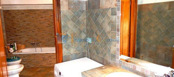 Apartamento de 4 habitaciónes en Carsoli, Italy No. 72539 12